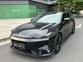 Changan UNI-V 2024 купить из Китая, цена 2 465 000 ₽ — Suifenhe Auto