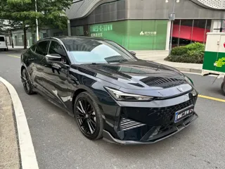 Changan UNI-V 2024 купить из Китая, цена 2 465 000 ₽ — Suifenhe Auto