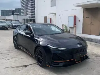 Changan UNI-V 2024 купить из Китая, цена 2 554 000 ₽ — Suifenhe Auto