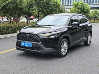 Toyota Corolla Cross 2025 купить из Китая, цена 2 904 000 ₽ — Suifenhe Auto