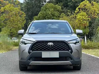 Toyota Corolla Cross 2024 купить из Китая, цена 2 904 000 ₽ — Suifenhe Auto