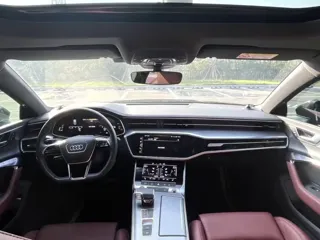 Audi A7L 2024 купить из Китая, цена 5 640 000 ₽ — Suifenhe Auto