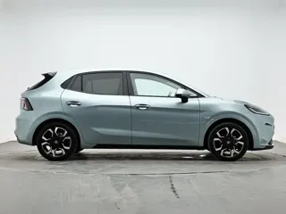MG MG4 2025 купить из Китая, цена 1 664 000 ₽ — Suifenhe Auto