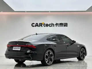 Audi A7L 2024 купить из Китая, цена 7 171 000 ₽ — Suifenhe Auto