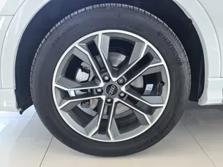 Audi Q3 2025 купить из Китая, цена 4 290 000 ₽ — Suifenhe Auto