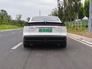 Deepal SL03 2022 купить из Китая, цена 3 542 000 ₽ — Suifenhe Auto