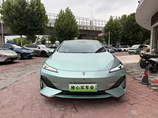 Deepal SL03 2023 купить из Китая, цена 3 179 000 ₽ — Suifenhe Auto