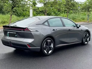 Deepal SL03 2023 купить из Китая, цена 3 501 000 ₽ — Suifenhe Auto