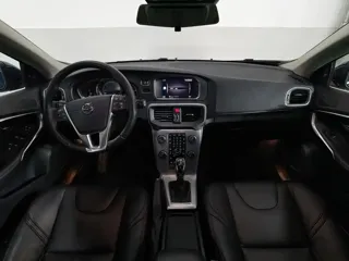 Volvo V40 2018 купить из Китая, цена 1 252 000 ₽ — Suifenhe Auto