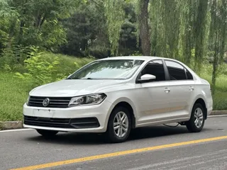 Volkswagen Santana 2018 купить из Китая, цена 1 121 000 ₽ — Suifenhe Auto