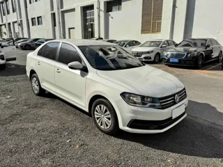 Volkswagen Santana 2021 купить из Китая, цена 1 266 000 ₽ — Suifenhe Auto