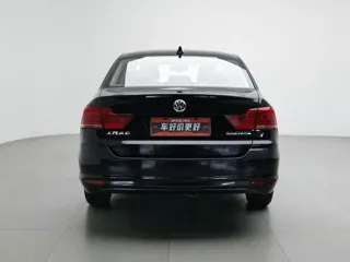 Volkswagen Santana 2022 купить из Китая, цена 1 048 000 ₽ — Suifenhe Auto