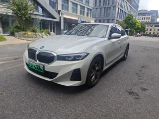 BMW i3 2022 купить из Китая, цена 3 976 000 ₽ — Suifenhe Auto
