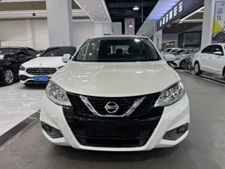 Nissan Tiida 2019 купить из Китая, цена 1 511 000 ₽ — Suifenhe Auto