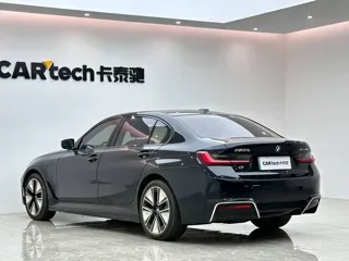 BMW i3 2024 купить из Китая, цена 5 032 000 ₽ — Suifenhe Auto