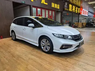 Honda Jade 2019 купить из Китая, цена 1 699 000 ₽ — Suifenhe Auto