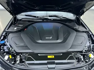 BMW i3 2025 купить из Китая, цена 4 557 000 ₽ — Suifenhe Auto