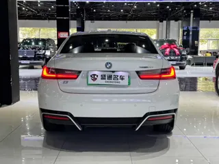 BMW i3 2023 купить из Китая, цена 4 838 000 ₽ — Suifenhe Auto