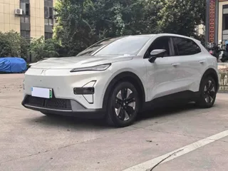 Deepal S05 2025 купить из Китая, цена 3 287 000 ₽ — Suifenhe Auto
