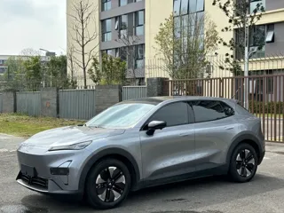 Deepal S05 2026 купить из Китая, цена 3 669 000 ₽ — Suifenhe Auto