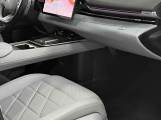 Deepal S05 2024 купить из Китая, цена 3 273 000 ₽ — Suifenhe Auto