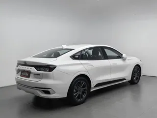 Ford Mondeo 2025 купить из Китая, цена 3 609 000 ₽ — Suifenhe Auto