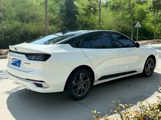 Ford Mondeo 2024 купить из Китая, цена 3 549 000 ₽ — Suifenhe Auto