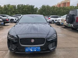 Jaguar XE 2024 купить из Китая, цена 4 267 000 ₽ — Suifenhe Auto