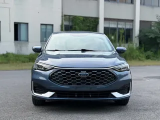 Ford Escort 2022 купить из Китая, цена 1 203 000 ₽ — Suifenhe Auto