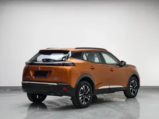 Peugeot 2008 2022 купить из Китая, цена 1 569 000 ₽ — Suifenhe Auto