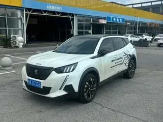 Peugeot 2008 2022 купить из Китая, цена 1 298 000 ₽ — Suifenhe Auto