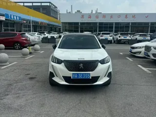 Peugeot 2008 2022 купить из Китая, цена 1 298 000 ₽ — Suifenhe Auto