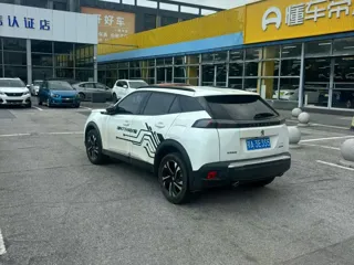 Peugeot 2008 2022 купить из Китая, цена 1 298 000 ₽ — Suifenhe Auto