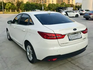 Ford Escort 2021 купить из Китая, цена 1 276 000 ₽ — Suifenhe Auto