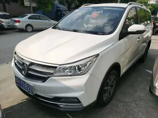 Baojun 730 2021 купить из Китая, цена 1 177 000 ₽ — Suifenhe Auto