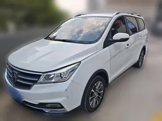Baojun 730 2021 купить из Китая, цена 1 177 000 ₽ — Suifenhe Auto
