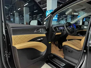 Denza Denza 2025 купить из Китая, цена 6 167 000 ₽ — Suifenhe Auto