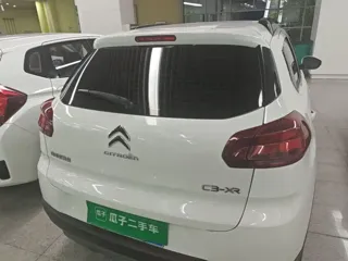 Citroen C3-XR 2023 купить из Китая, цена 959 000 ₽ — Suifenhe Auto