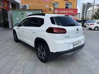Citroen C3-XR 2023 купить из Китая, цена 1 023 000 ₽ — Suifenhe Auto