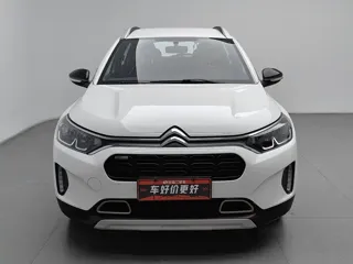 Citroen C3-XR 2021 купить из Китая, цена 1 051 000 ₽ — Suifenhe Auto