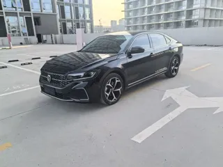 Volkswagen Passat 2024 купить из Китая, цена 3 136 000 ₽ — Suifenhe Auto