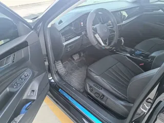 Volkswagen Passat 2024 купить из Китая, цена 3 136 000 ₽ — Suifenhe Auto