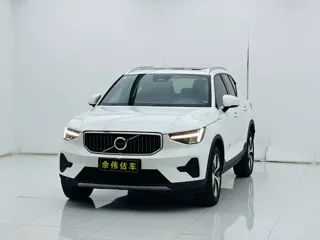 Volvo XC40 2024