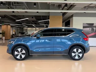 Volvo XC40 2024 купить из Китая, цена 3 049 000 ₽ — Suifenhe Auto
