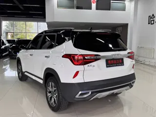 Kia KX3 2023 купить из Китая, цена 1 854 000 ₽ — Suifenhe Auto