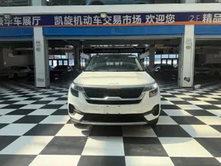Kia KX3 2022 купить из Китая, цена 1 814 000 ₽ — Suifenhe Auto