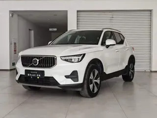 Volvo XC40 2024