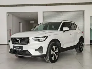 Volvo XC40 2024