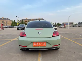 Volkswagen Beetle 2018 купить из Китая, цена 1 694 000 ₽ — Suifenhe Auto