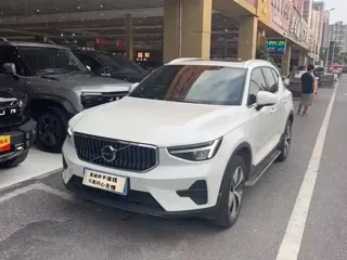 Volvo XC40 2024